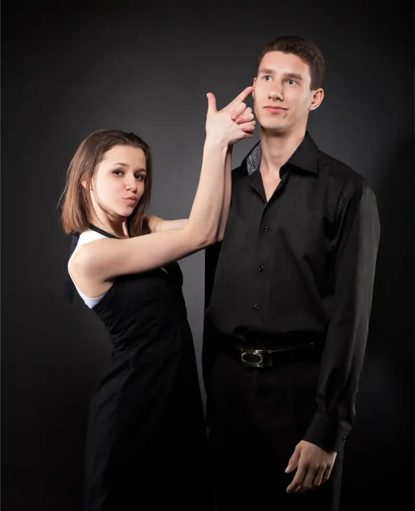 Couple experiencing repeated arguments, highlighting unhealthy relationship patterns.